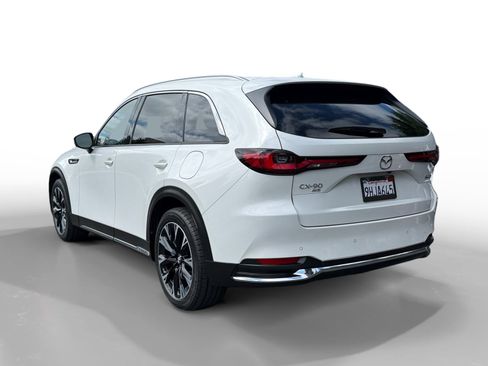 Used 2024 MAZDA CX-90 Plug-In Hybrid w/ Premium Pkg AWD/4WD image 3
