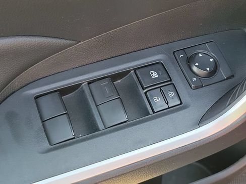 Used 2024 Toyota RAV4 LE AWD/4WD image 19