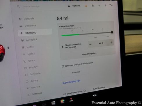 Used 2020 Tesla Model 3 Performance image 28