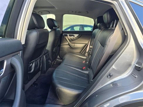 Used 2016 INFINITI QX70 Base image 16