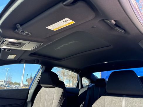 Used 2024 Honda Accord Sport image 25