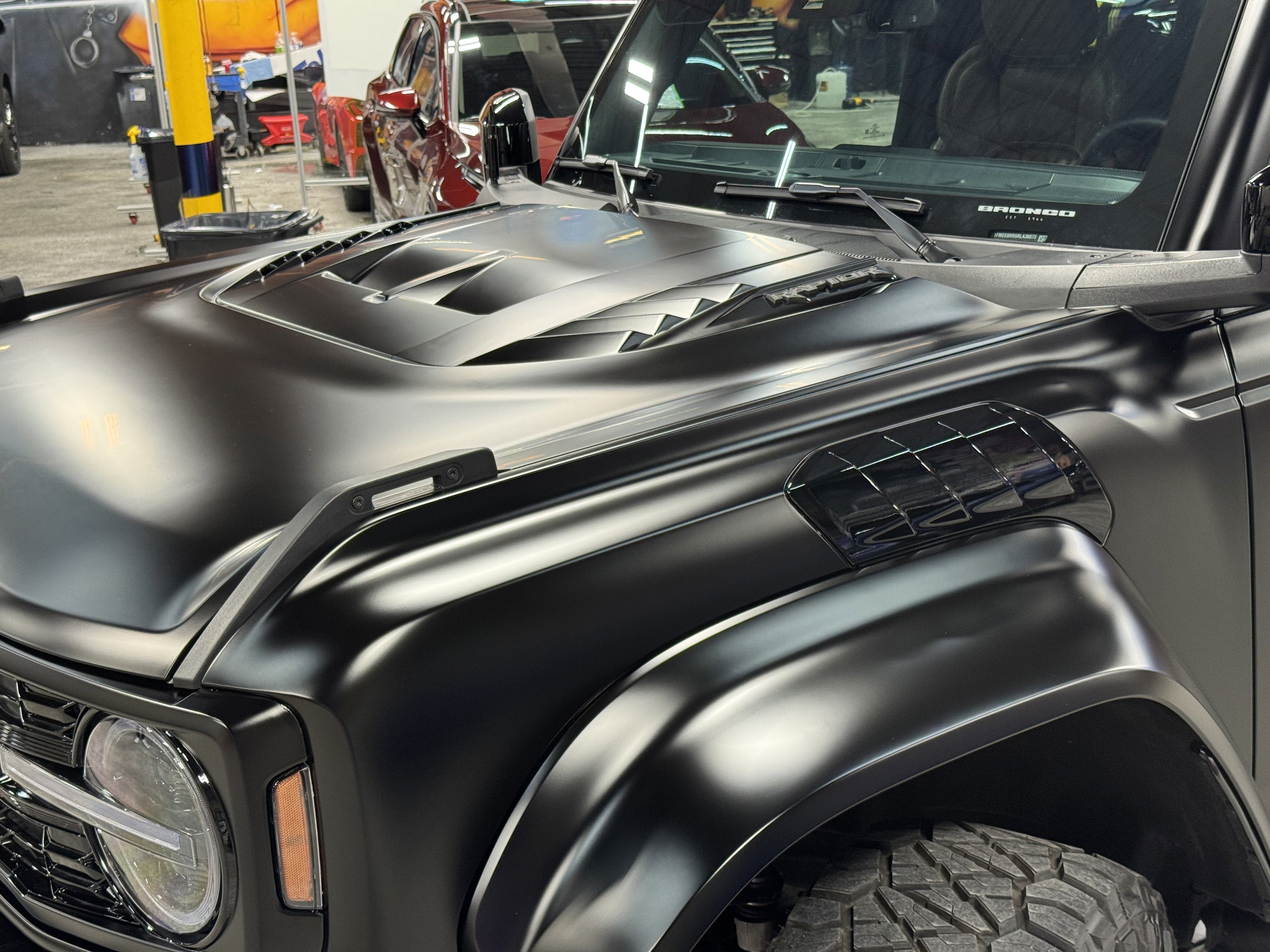 Used 2024 Ford Bronco Raptor AWD/4WD image 2