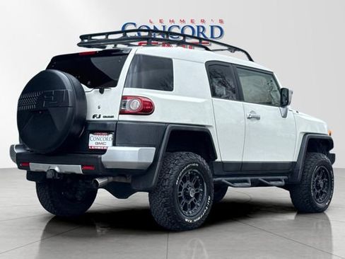 Used 2014 Toyota FJ Cruiser 4WD image 4