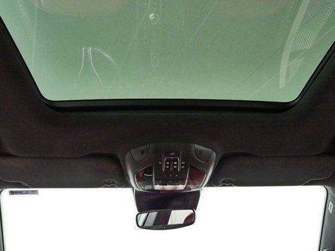 Used 2022 Maserati Levante Modena AWD/4WD image 5