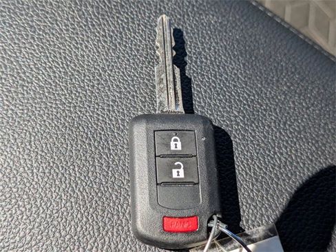 Used 2025 Mitsubishi Outlander Sport LE image 31