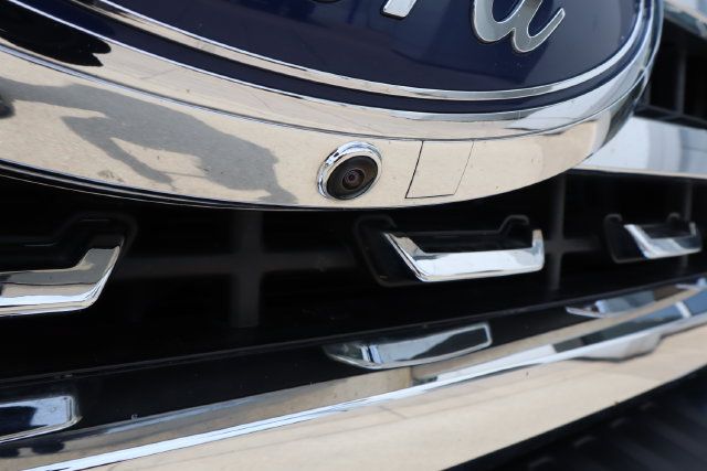 Certified 2023 Ford F250 Lariat w/ Chrome Package AWD/4WD image 8