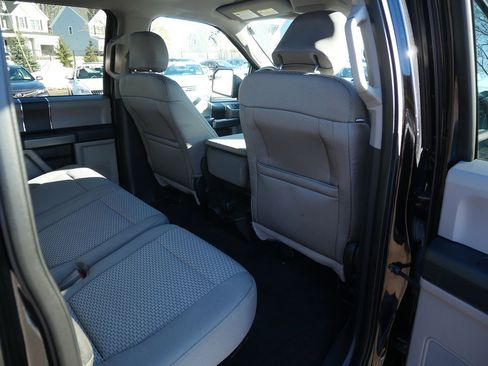 Used 2016 Ford F150 XLT image 26