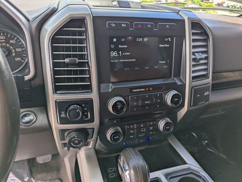 Used 2018 Ford F150 King Ranch w/ Equipment Group 601A Luxury AWD/4WD image 19