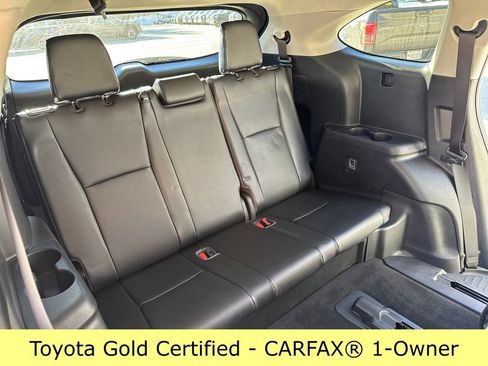 Certified 2021 Toyota Highlander XLE image 41