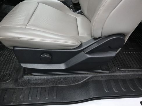 Used 2021 Ford F250 XL w/ Power Equipment Group image 22