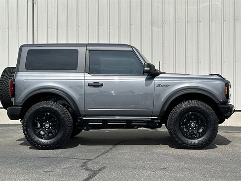 Used 2024 Ford Bronco Wildtrak image 4