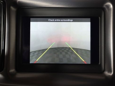 Used 2019 Dodge Challenger SXT image 32