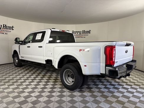 Used 2024 Ford F350 XLT w/ FX4 Off-Road Package image 6