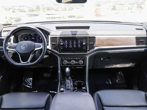 Used 2022 Volkswagen Atlas SE FWD image 12