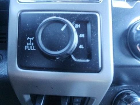 Used 2019 Ford F250 Lariat w/ Lariat Ultimate Package AWD/4WD image 20