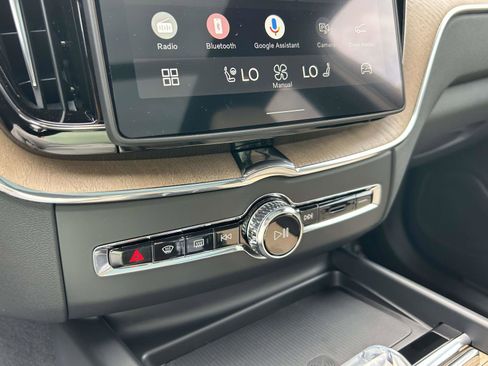 New 2026 Volvo XC60 B5 Plus w/ Protection Package Premier image 25