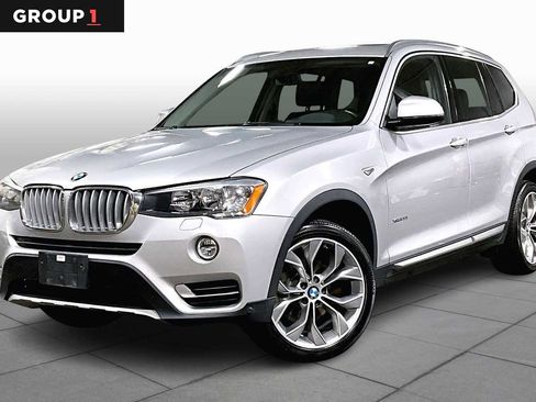 Used 2017 BMW X3 xDrive28i image 1