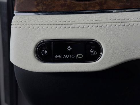 Used 2022 Bentley Continental GT AWD/4WD image 10