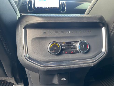 Certified 2025 Ford Expedition Tremor AWD/4WD image 29