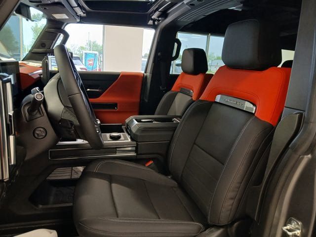 New 2026 GMC Hummer EV 3X w/ Carbon Fiber Edition Package AWD/4WD image 10