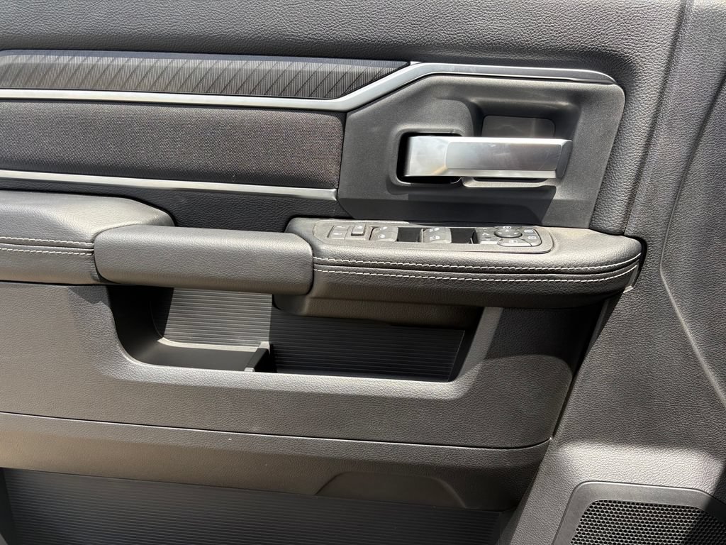 New 2026 RAM 3500 Big Horn AWD/4WD image 10