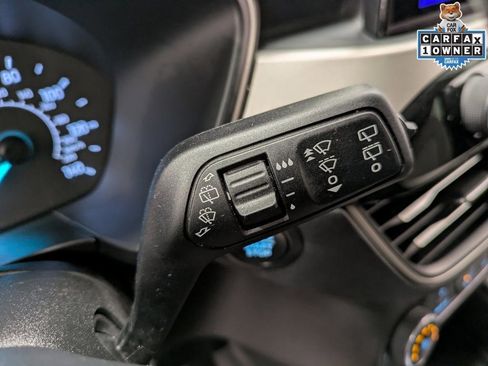 Used 2022 Ford Escape SE image 21