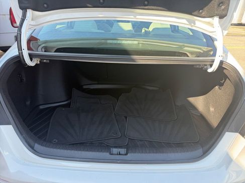 Used 2023 Honda Accord EX image 30