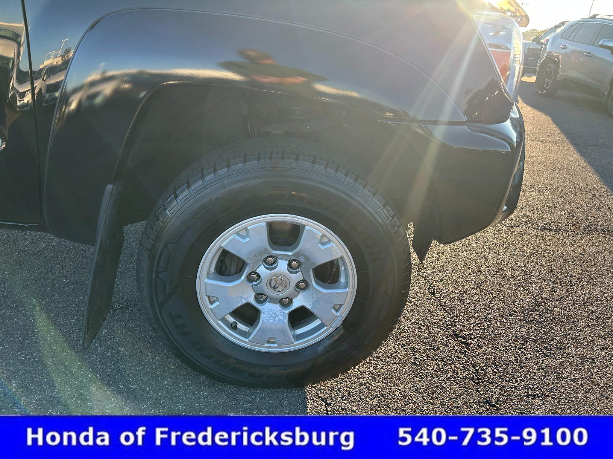 Used 2015 Toyota Tacoma 4x4 Double Cab w/ SR5 Package image 32