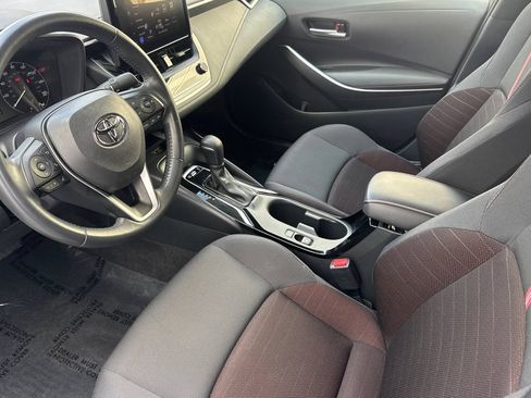 Used 2024 Toyota Corolla SE w/ SE Premium Package FWD image 11