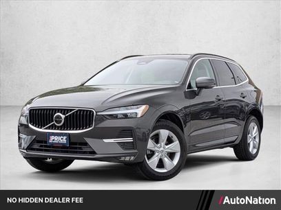 Used 2022 Volvo XC60 B5 Momentum