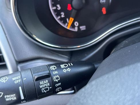 Used 2018 Jeep Grand Cherokee High Altitude image 22