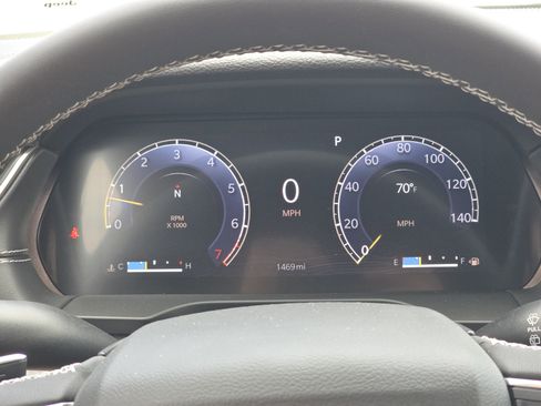 Certified 2023 Jeep Grand Cherokee Limited w/ Luxury Tech Group II image 37