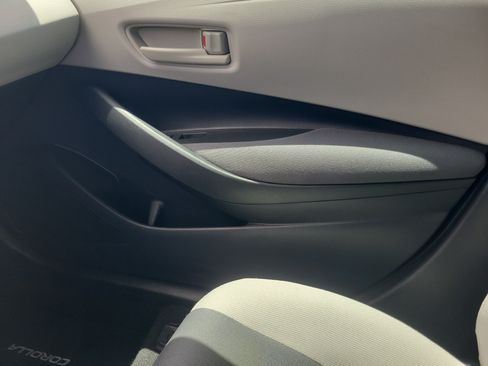 Used 2023 Toyota Corolla LE FWD image 30