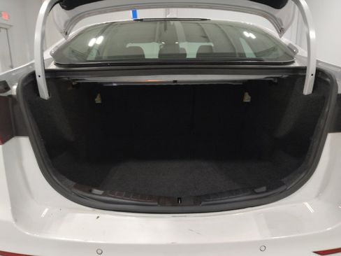 Used 2020 Ford Fusion SE FWD image 29