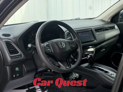 Used 2016 Honda HR-V EX image 10