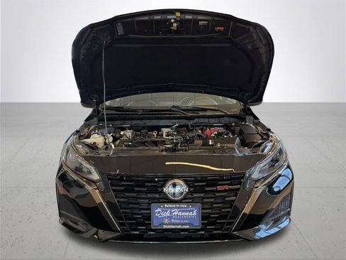Used 2024 Nissan Altima 2.5 SR FWD image 4