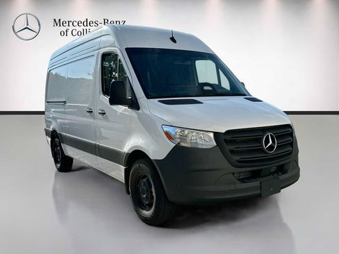New 2025 Mercedes-Benz Sprinter 2500 image 3
