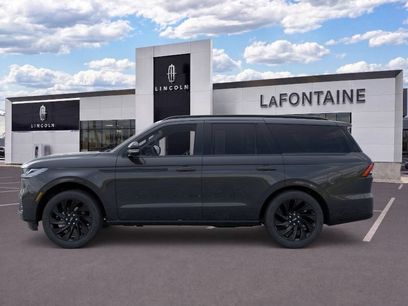 New 2026 Lincoln Navigator Reserve w/ Jet Appearance Package