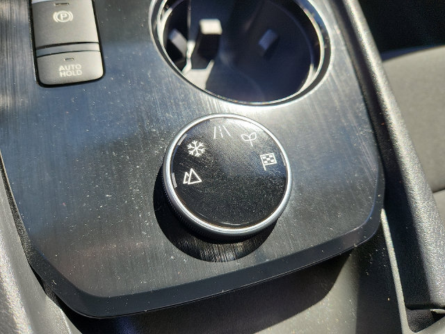 Used 2024 Nissan Rogue S AWD/4WD image 23