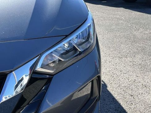 Used 2023 Nissan Sentra SV image 9