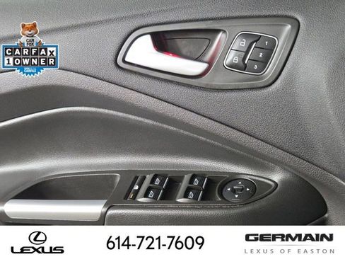 Used 2017 Ford Escape Titanium image 28