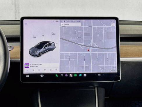 Used 2018 Tesla Model 3 Mid Range RWD image 11