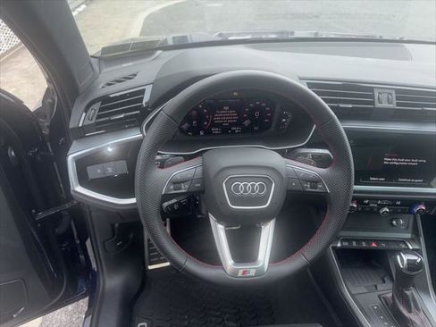 Used 2025 Audi Q3 2.0T Premium Plus w/ Premium Plus Package AWD/4WD image 29