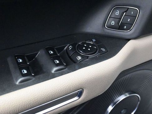 Used 2024 Ford Expedition Max Limited image 32