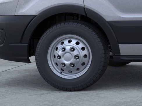 New 2026 Ford Transit 250 148 Medium Roof RWD image 19