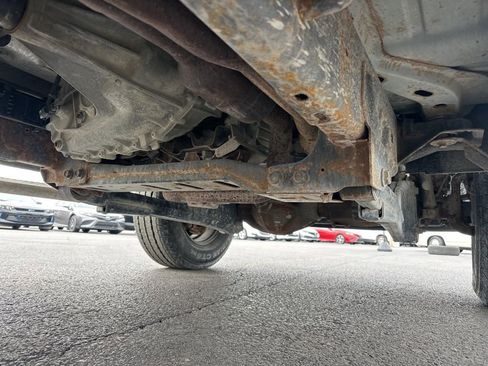 Used 2014 RAM 2500 Tradesman w/ Chrome Appearance Group image 9