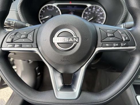 Used 2025 Nissan Sentra SV FWD image 23