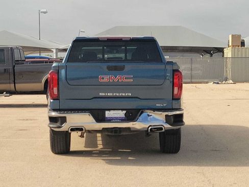 Used 2024 GMC Sierra 1500 SLT AWD/4WD image 7