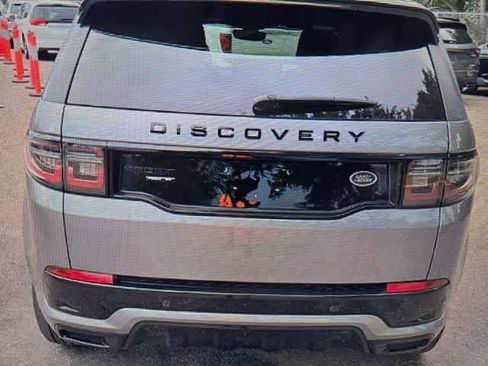 Used 2020 Land Rover Discovery Sport SE R-Dynamic AWD/4WD image 8