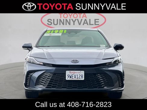 Used 2026 Toyota Camry SE FWD image 12